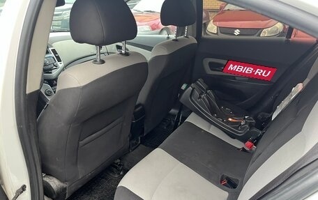 Chevrolet Cruze II, 2011 год, 570 000 рублей, 10 фотография