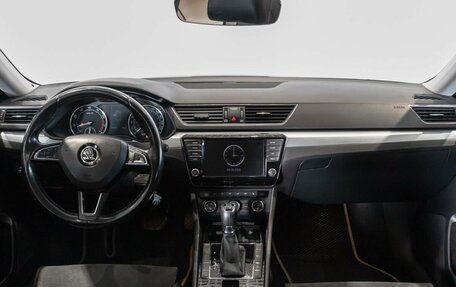 Skoda Superb III рестайлинг, 2016 год, 1 800 000 рублей, 6 фотография