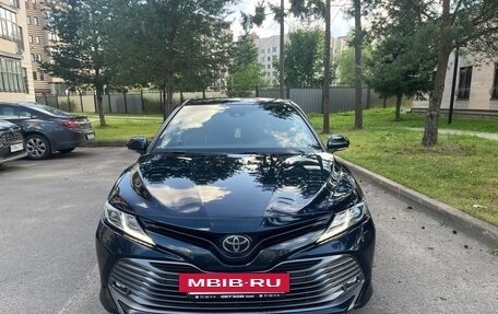 Toyota Camry, 2020 год, 3 200 000 рублей, 8 фотография