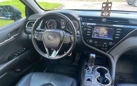 Toyota Camry, 2020 год, 3 200 000 рублей, 11 фотография