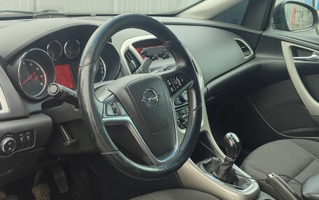 Opel Astra J, 2011 год, 605 000 рублей, 8 фотография