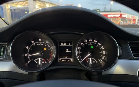 Skoda Superb III рестайлинг, 2012 год, 1 100 000 рублей, 10 фотография