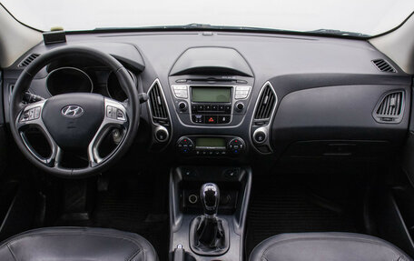 Hyundai ix35 I рестайлинг, 2010 год, 1 030 000 рублей, 14 фотография