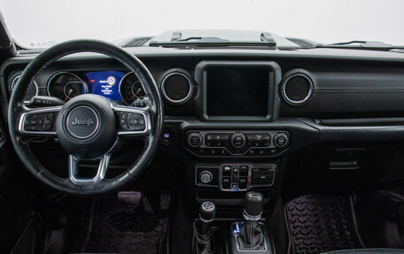 Jeep Wrangler, 2019 год, 3 270 000 рублей, 12 фотография