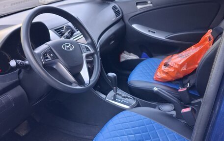Hyundai Solaris II рестайлинг, 2015 год, 680 000 рублей, 4 фотография