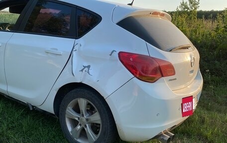 Opel Astra J, 2011 год, 380 000 рублей, 4 фотография