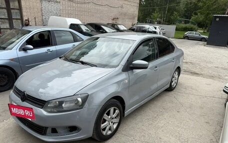 Volkswagen Polo VI (EU Market), 2013 год, 510 000 рублей, 2 фотография