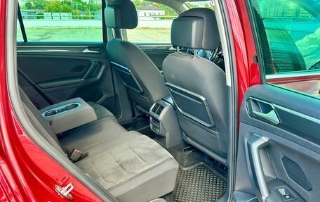 Volkswagen Tiguan II, 2018 год, 2 150 000 рублей, 13 фотография