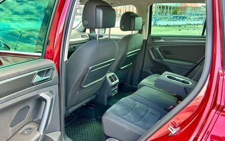 Volkswagen Tiguan II, 2018 год, 2 150 000 рублей, 12 фотография