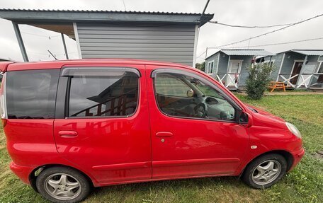 Toyota FunCargo, 2004 год, 535 000 рублей, 2 фотография