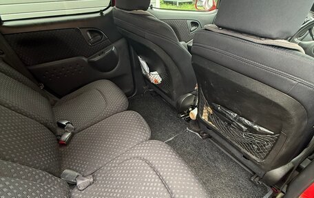 Toyota FunCargo, 2004 год, 535 000 рублей, 8 фотография