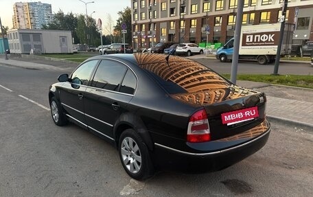 Skoda Superb III рестайлинг, 2007 год, 560 000 рублей, 4 фотография