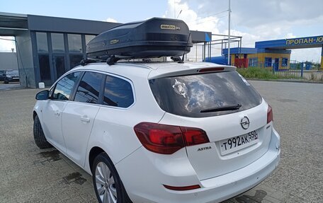 Opel Astra J, 2011 год, 680 000 рублей, 6 фотография