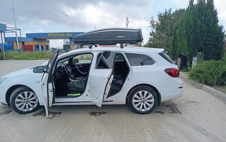 Opel Astra J, 2011 год, 680 000 рублей, 10 фотография