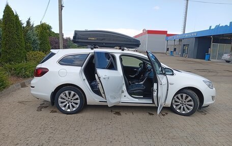 Opel Astra J, 2011 год, 680 000 рублей, 22 фотография