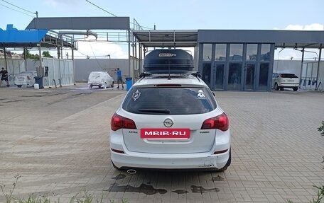 Opel Astra J, 2011 год, 680 000 рублей, 11 фотография