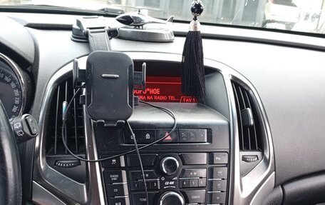 Opel Astra J, 2011 год, 680 000 рублей, 26 фотография