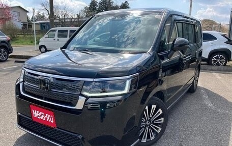 Honda Stepwgn, 2023 год, 1 850 001 рублей, 1 фотография
