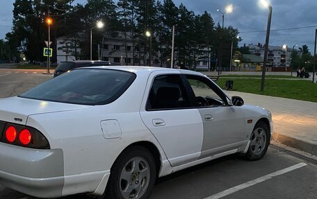Nissan Skyline, 1995 год, 400 000 рублей, 3 фотография