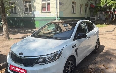 KIA Rio III рестайлинг, 2017 год, 690 000 рублей, 1 фотография