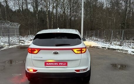 KIA Sportage IV рестайлинг, 2018 год, 1 650 000 рублей, 2 фотография