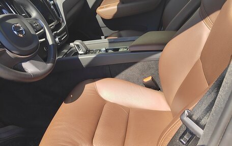 Volvo XC60 II, 2022 год, 4 490 000 рублей, 10 фотография