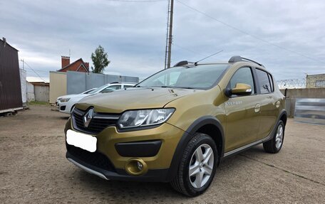 Renault Sandero II рестайлинг, 2016 год, 870 000 рублей, 1 фотография