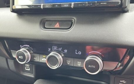 Honda Vezel, 2023 год, 1 650 666 рублей, 16 фотография