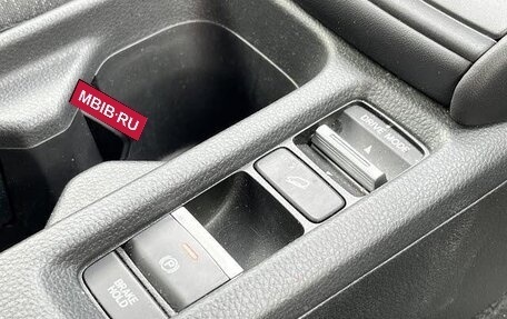 Honda Vezel, 2023 год, 1 650 666 рублей, 17 фотография