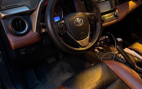 Toyota RAV4, 2014 год, 1 600 000 рублей, 7 фотография