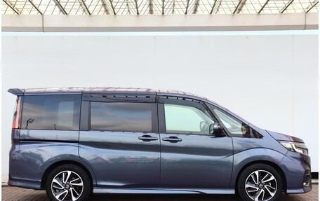 Honda Stepwgn IV, 2016 год, 1 490 000 рублей, 4 фотография