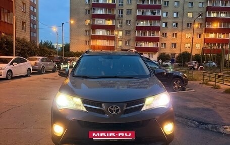 Toyota RAV4, 2014 год, 1 600 000 рублей, 2 фотография