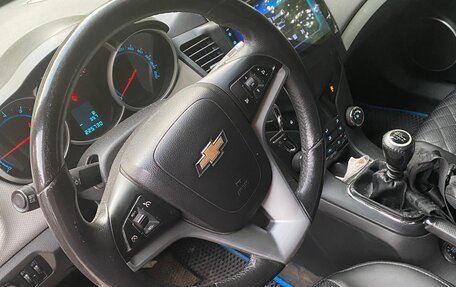 Chevrolet Cruze II, 2011 год, 750 000 рублей, 17 фотография
