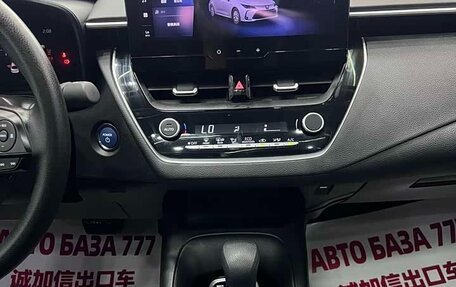 Toyota Corolla, 2023 год, 1 900 000 рублей, 13 фотография