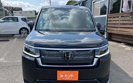 Honda Stepwgn, 2023 год, 1 850 001 рублей, 5 фотография