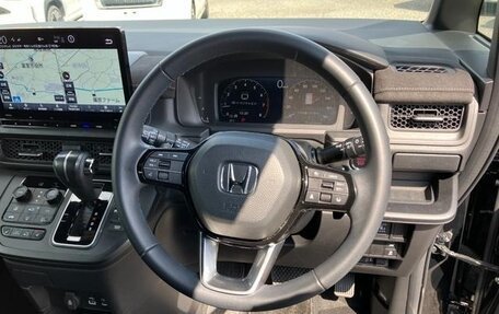 Honda Stepwgn, 2023 год, 1 850 001 рублей, 8 фотография