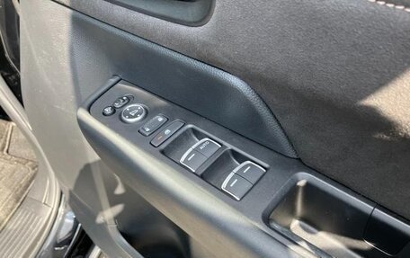 Honda Stepwgn, 2023 год, 1 850 001 рублей, 14 фотография