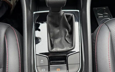 Skoda Karoq I, 2023 год, 2 250 000 рублей, 14 фотография