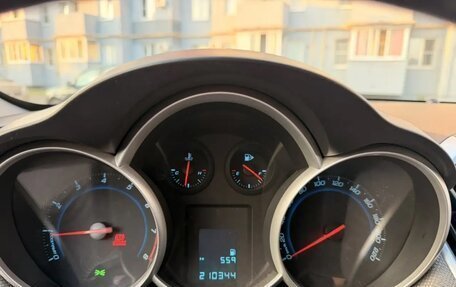 Chevrolet Cruze II, 2013 год, 665 000 рублей, 7 фотография