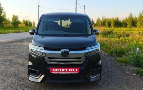 Honda Stepwgn IV, 2019 год, 2 650 000 рублей, 3 фотография