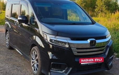 Honda Stepwgn IV, 2019 год, 2 650 000 рублей, 4 фотография