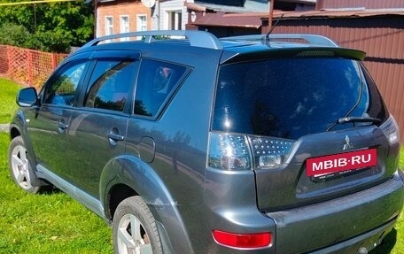 Mitsubishi Outlander III рестайлинг 3, 2006 год, 870 000 рублей, 5 фотография