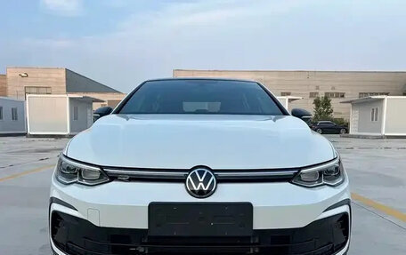 Volkswagen Golf VIII, 2023 год, 1 550 001 рублей, 6 фотография