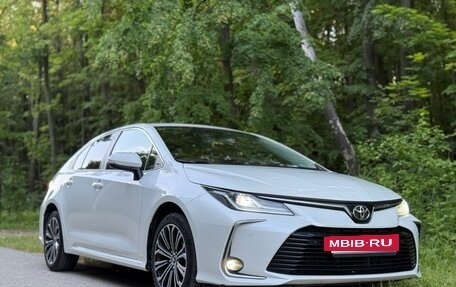 Toyota Corolla, 2019 год, 1 950 000 рублей, 4 фотография