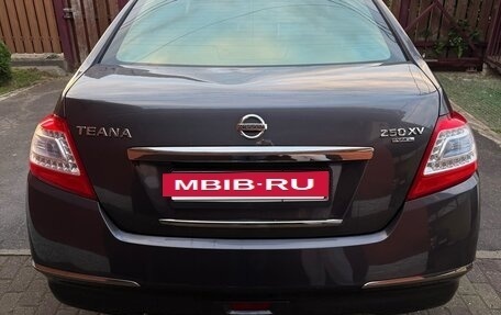 Nissan Teana, 2011 год, 950 000 рублей, 2 фотография