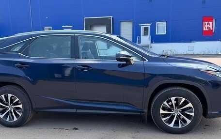 Lexus RX IV рестайлинг, 2016 год, 2 700 000 рублей, 11 фотография
