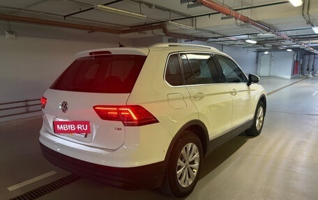 Volkswagen Tiguan II, 2017 год, 1 950 000 рублей, 3 фотография