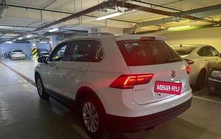 Volkswagen Tiguan II, 2017 год, 1 950 000 рублей, 4 фотография