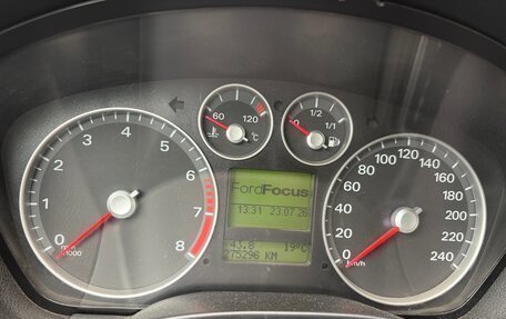 Ford Focus II рестайлинг, 2005 год, 350 000 рублей, 6 фотография