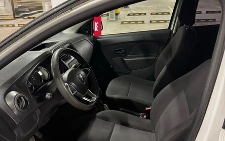 Renault Logan II, 2020 год, 708 000 рублей, 8 фотография